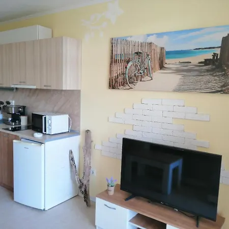 Apartment апартамент белия делфин Greenlife